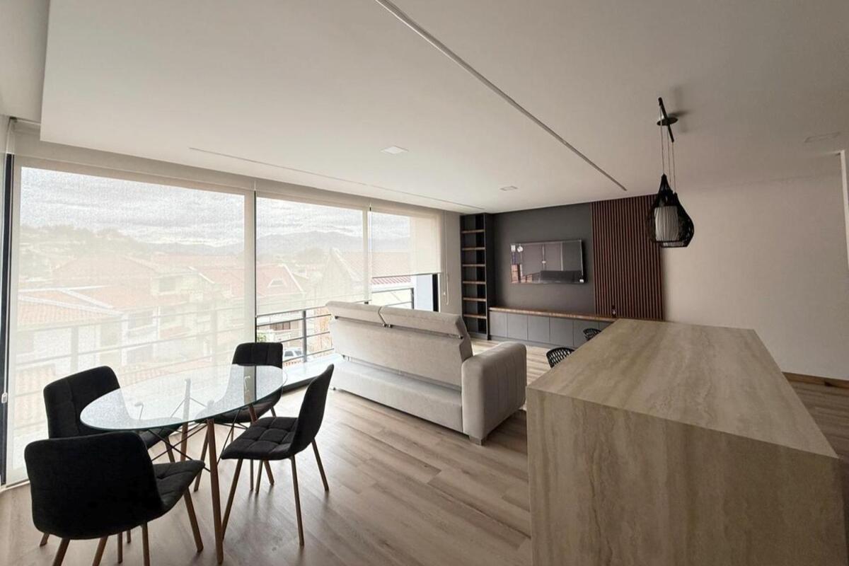 Impresionante Suite Doble A Estrenar En Cuenca Exterior photo